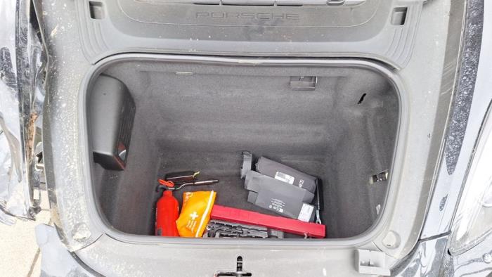 Porsche Boxster 2.7 24V Sloopvoertuig (2016, Zwart)