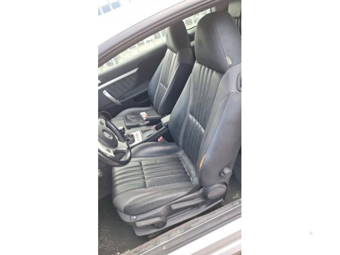 Alfa Romeo Brera 2.4 JTDM 20V Sloopvoertuig (2008, Grijs)