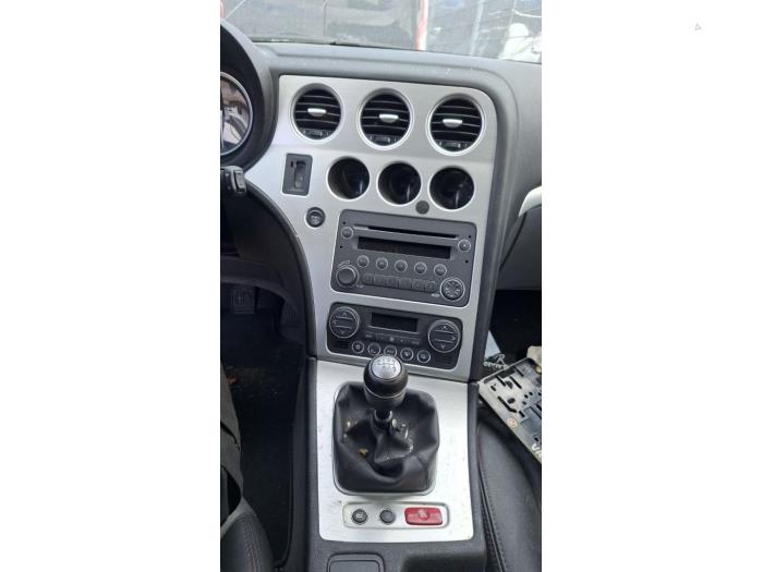 Alfa Romeo Brera 2.4 JTDM 20V Sloopvoertuig (2008, Grijs)