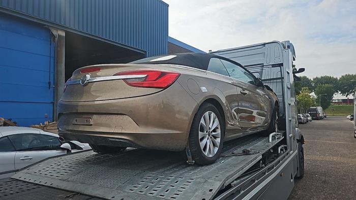 Opel Cascada 1.4 Turbo 16V Sloopvoertuig (2014, Bruin)