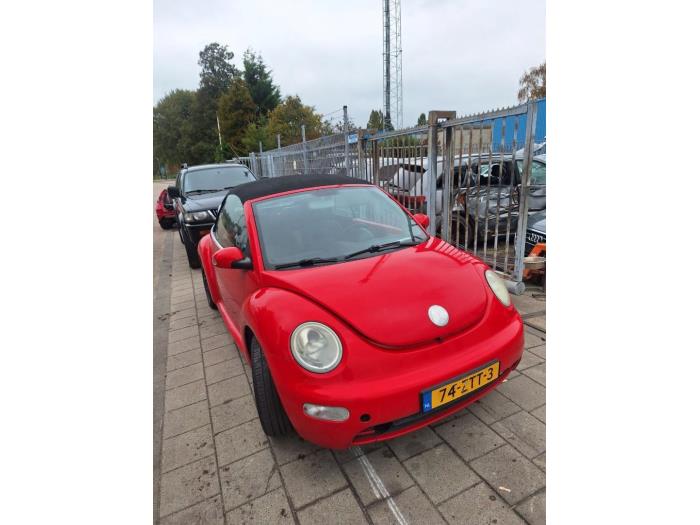 Volkswagen New Beetle 1.6 Sloopvoertuig (2003, Rood)