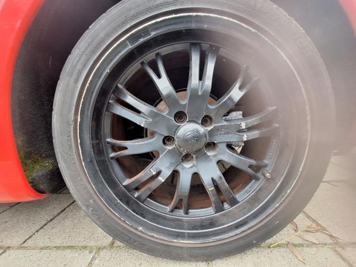 Volkswagen New Beetle 1.6 Sloopvoertuig (2003, Rood)