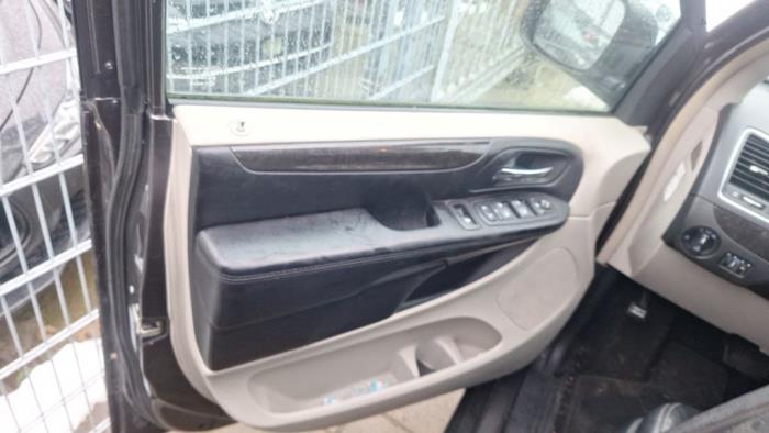 Lancia Voyager 2.8 CRD 16V Sloopvoertuig (2016, Grijs)