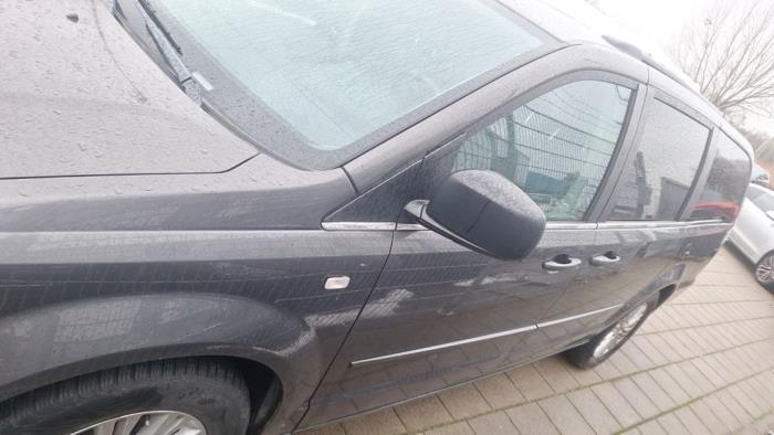 Lancia Voyager 2.8 CRD 16V Sloopvoertuig (2016, Grijs)