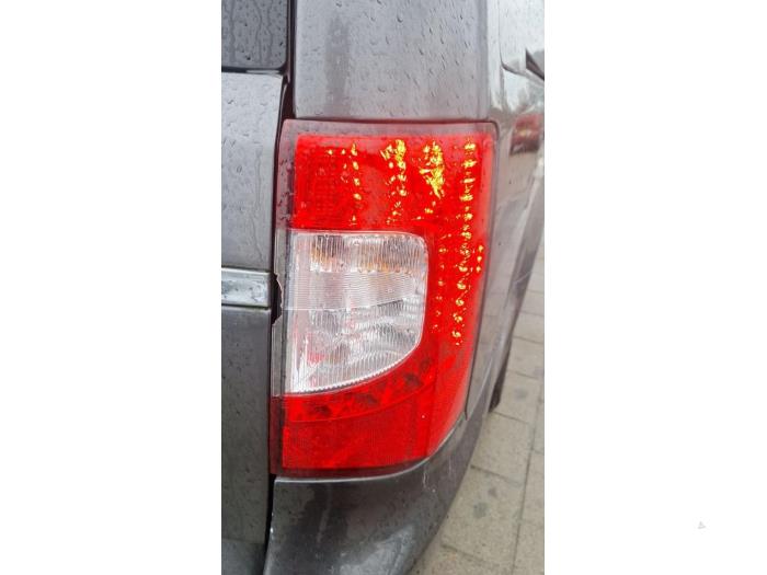 Lancia Voyager 2.8 CRD 16V Sloopvoertuig (2016, Grijs)