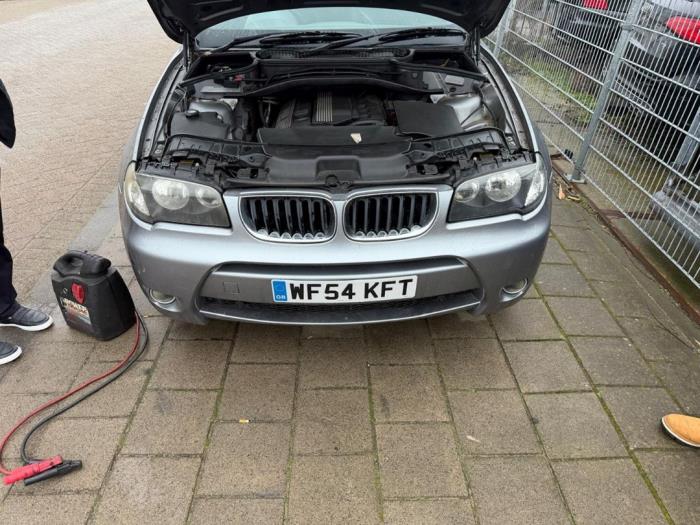 BMW X3 3.0i xDrive 24V Sloopvoertuig (2005, Grijs)