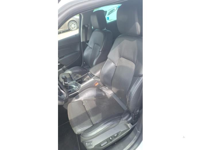 Saab 9-5 2.0 TiD 16V Sloopvoertuig (2011, Wit)