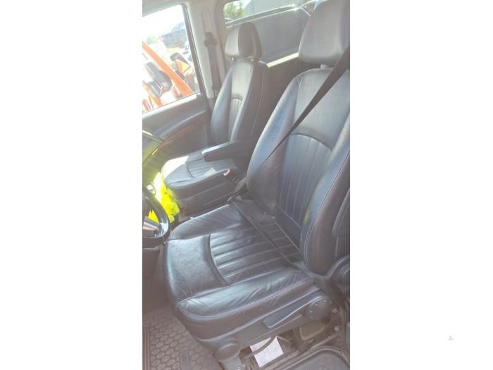 Mercedes Vito 3.0 122 CDI V6 24V Sloopvoertuig (2012, Zwart)