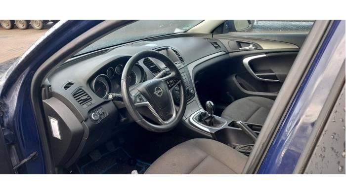Opel Insignia Sports Tourer 2.0 CDTI 16V 110 Ecotec Sloopvoertuig (2012, Blauw)