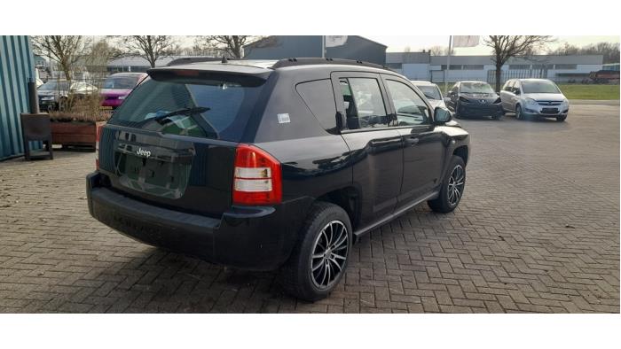 Jeep Compass I 2.4 16V 4x4 Sloopvoertuig (2008, Zwart)