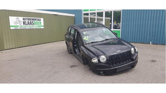 Jeep Compass I 2.4 16V 4x4 Sloopvoertuig (2008, Zwart)