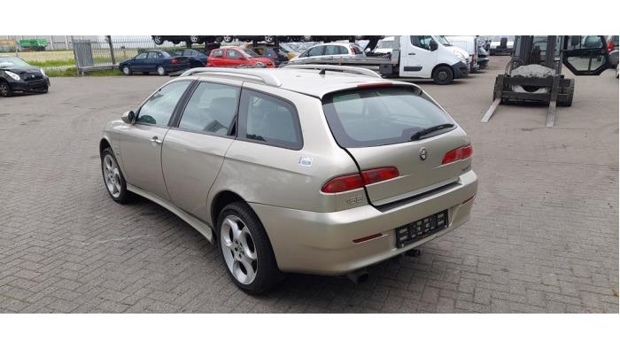 Alfa Romeo 156 Sportwagon 1.9 JTD 16V Sloopvoertuig (2004, Grijs)