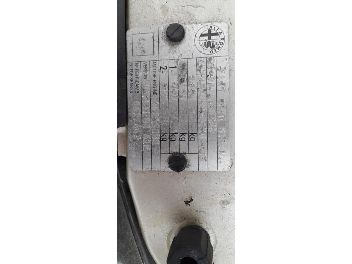 Alfa Romeo 156 Sportwagon 1.9 JTD 16V Sloopvoertuig (2004, Grijs)