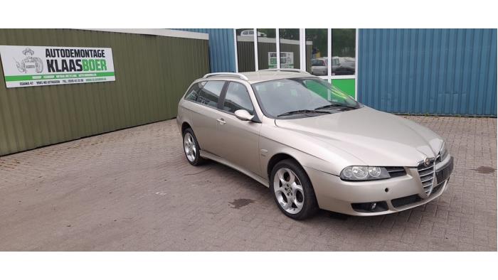 Alfa Romeo 156 Sportwagon 1.9 JTD 16V Sloopvoertuig (2004, Grijs)