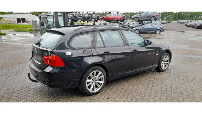 BMW 3 serie Touring 318i 16V Sloopvoertuig (2009, Zwart)