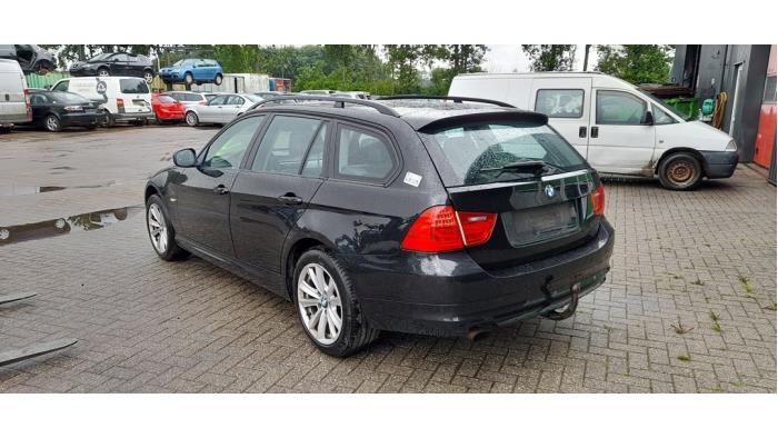 BMW 3 serie Touring 318i 16V Sloopvoertuig (2009, Zwart)