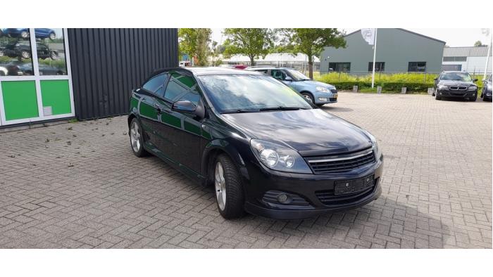 Opel Astra H GTC 1.8 16V Sloopvoertuig (2006, Zwart)