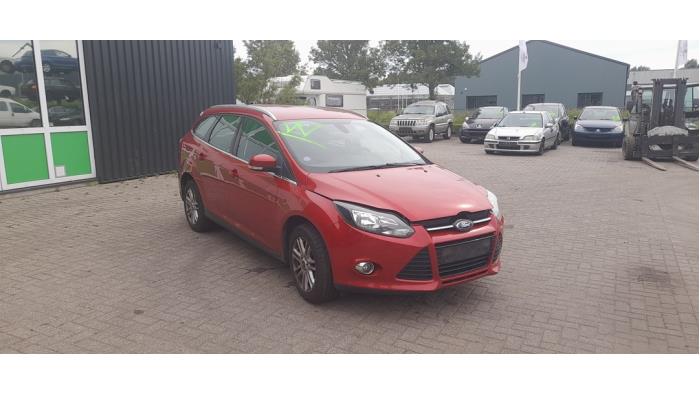 Ford Focus 3 Wagon 1.0 Ti-VCT EcoBoost 12V 125 Sloopvoertuig (2013, Rood)
