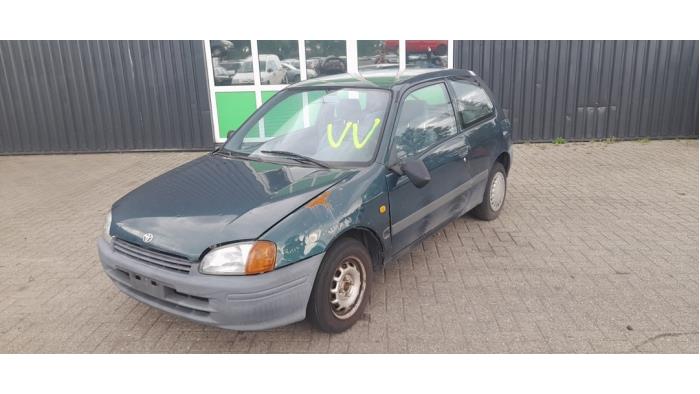 Toyota Starlet 1.3,XLi,GLi 16V Sloopvoertuig (1998, Groen)