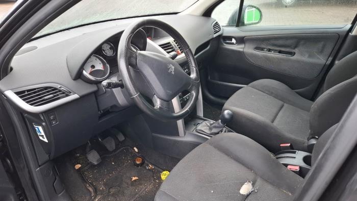 Peugeot 207/207+ 1.6 16V VTi Sloopvoertuig (2007, Zwart)