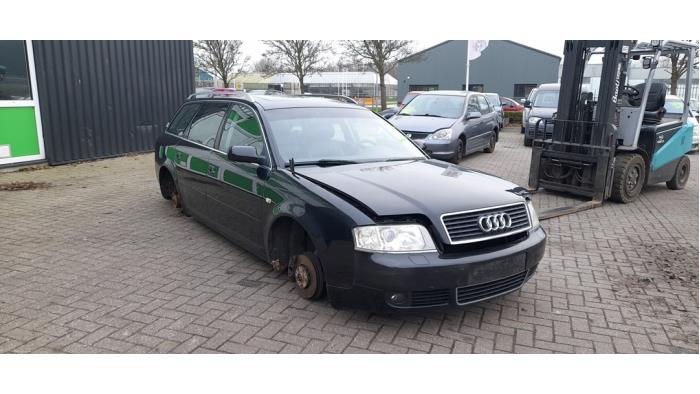Audi A6 Avant 2.0 20V Sloopvoertuig (2005, Zwart)