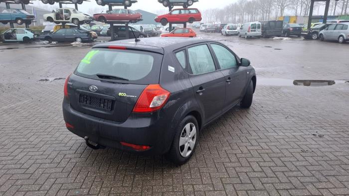 Kia Cee'd 1.4 CVVT 16V Sloopvoertuig (2010, Zwart)