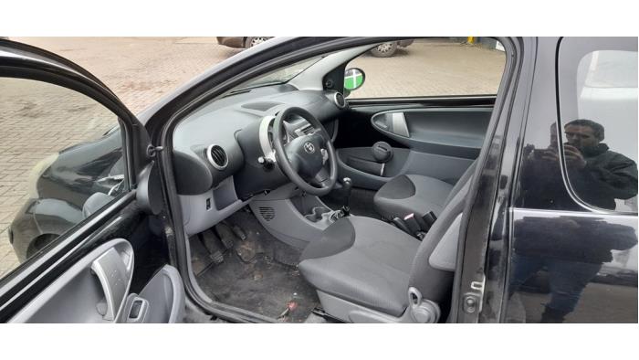 Toyota Aygo 1.0 12V VVT-i Sloopvoertuig (2008, Zwart)