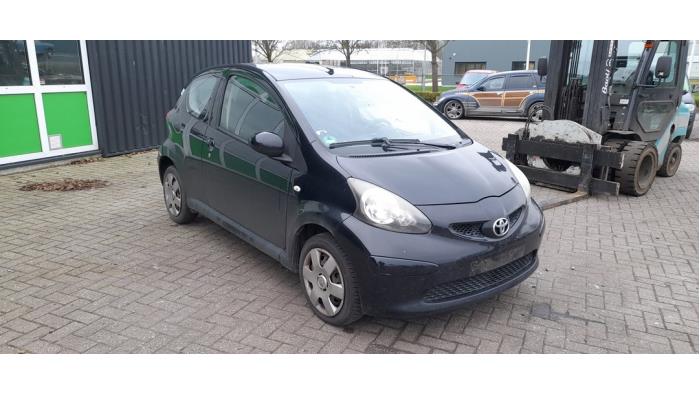 Toyota Aygo 1.0 12V VVT-i Sloopvoertuig (2008, Zwart)