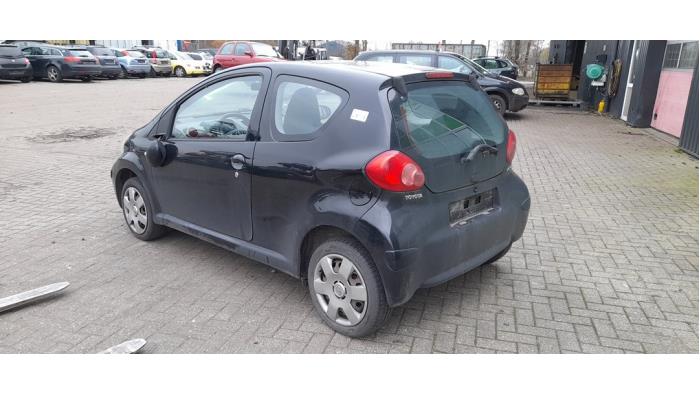 Toyota Aygo 1.0 12V VVT-i Sloopvoertuig (2008, Zwart)