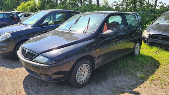 Lancia Ypsilon 1.1 Elefantina Blu  (Sloop)