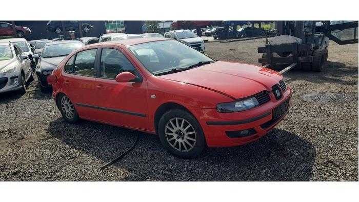 Seat Leon 1.6 16V Sloopvoertuig (2004, Rood)