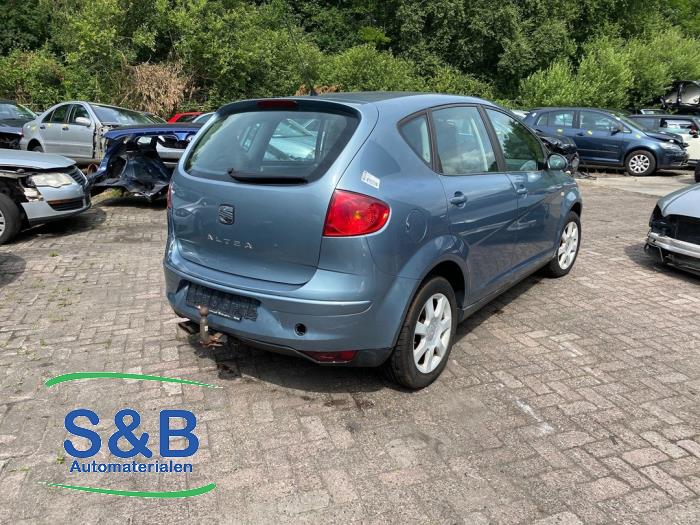 Seat Altea 2.0 FSI 16V Sloopvoertuig (2004, Blauw)