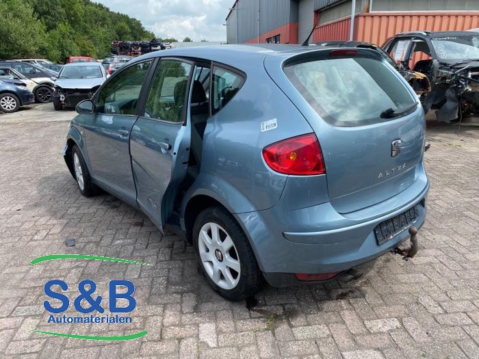 Seat Altea 2.0 FSI 16V Sloopvoertuig (2004, Blauw)