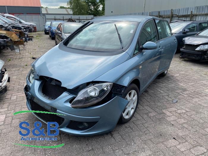 Seat Altea 2.0 FSI 16V Sloopvoertuig (2004, Blauw)
