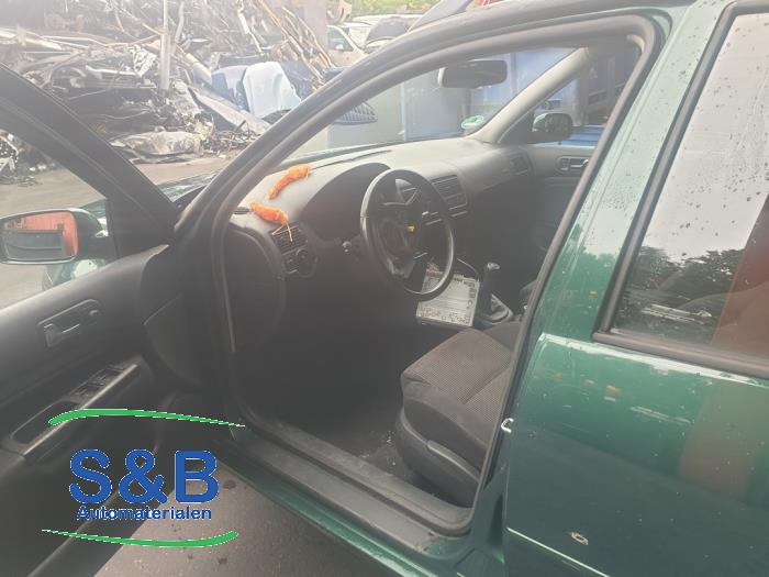 Volkswagen Golf IV Variant 1.6 16V Sloopvoertuig (2002, Groen)