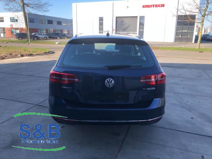 Volkswagen Passat Variant 1.6 TDI 16V Sloopvoertuig (2015, Blauw)