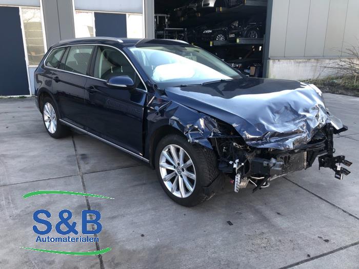 Volkswagen Passat Variant 1.6 TDI 16V Sloopvoertuig (2015, Blauw)