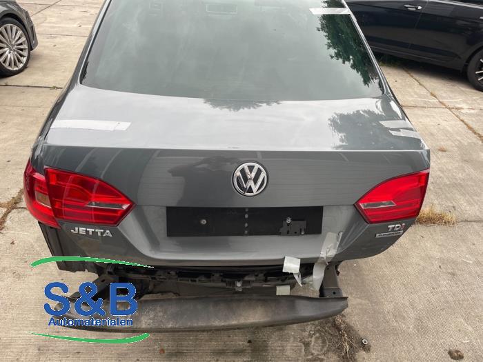 Volkswagen Jetta IV 1.6 TDI 16V Sloopvoertuig (2013, Grijs)