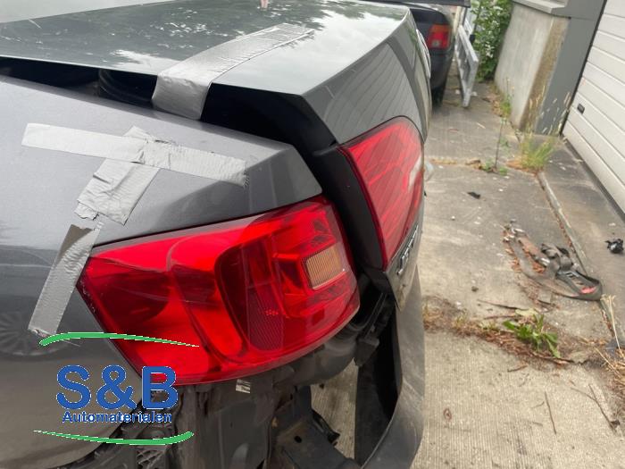 Volkswagen Jetta IV 1.6 TDI 16V Sloopvoertuig (2013, Grijs)