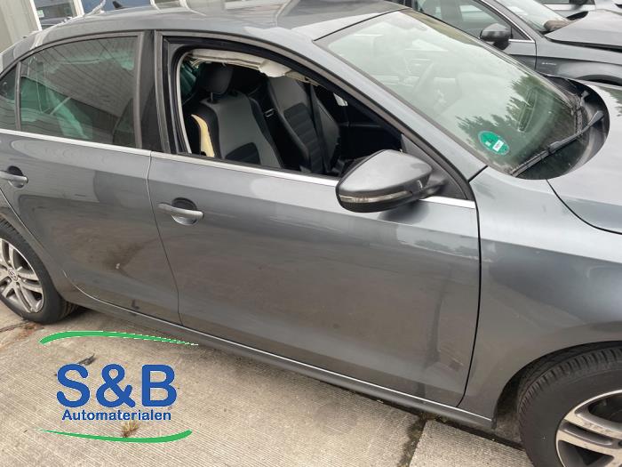 Volkswagen Jetta IV 1.6 TDI 16V Sloopvoertuig (2013, Grijs)