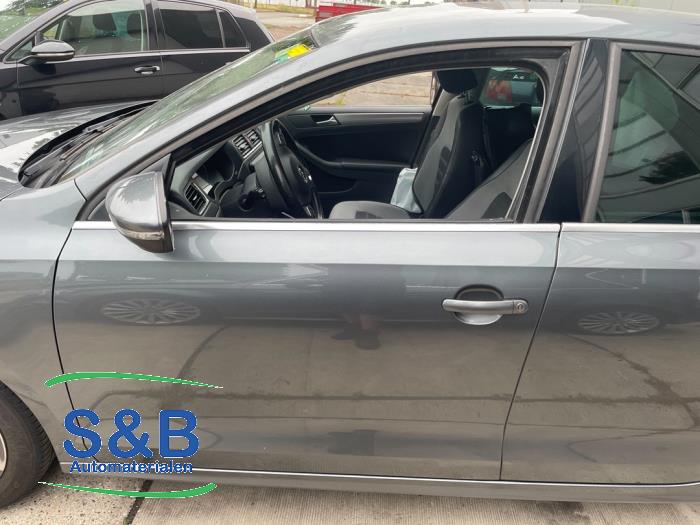 Volkswagen Jetta IV 1.6 TDI 16V Sloopvoertuig (2013, Grijs)