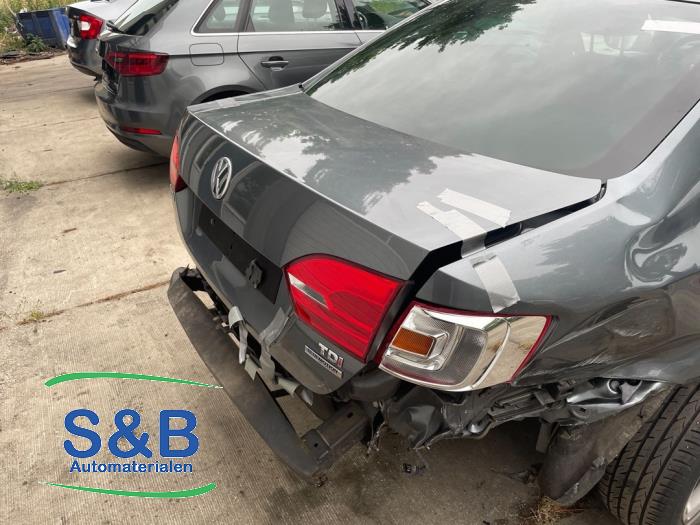 Volkswagen Jetta IV 1.6 TDI 16V Sloopvoertuig (2013, Grijs)