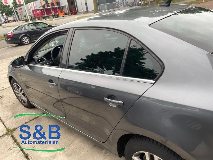 Volkswagen Jetta IV 1.6 TDI 16V Sloopvoertuig (2013, Grijs)