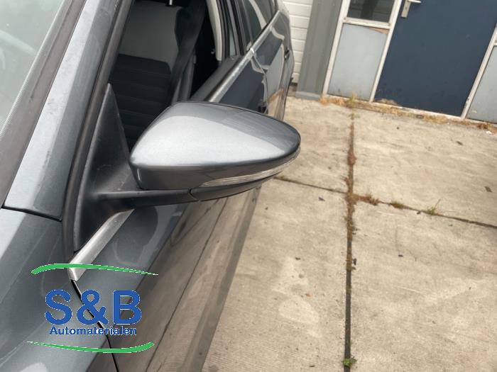 Volkswagen Jetta IV 1.6 TDI 16V Sloopvoertuig (2013, Grijs)