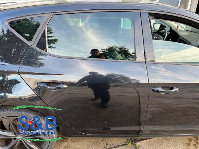 Seat Leon 2.0 TDI Ecomotive 16V Sloopvoertuig (2013, Zwart)