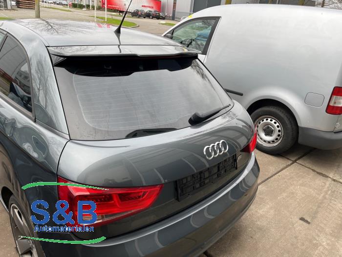 Audi A1 1.2 TFSI Sloopvoertuig (2011, Metallic, Grijs, Groen)