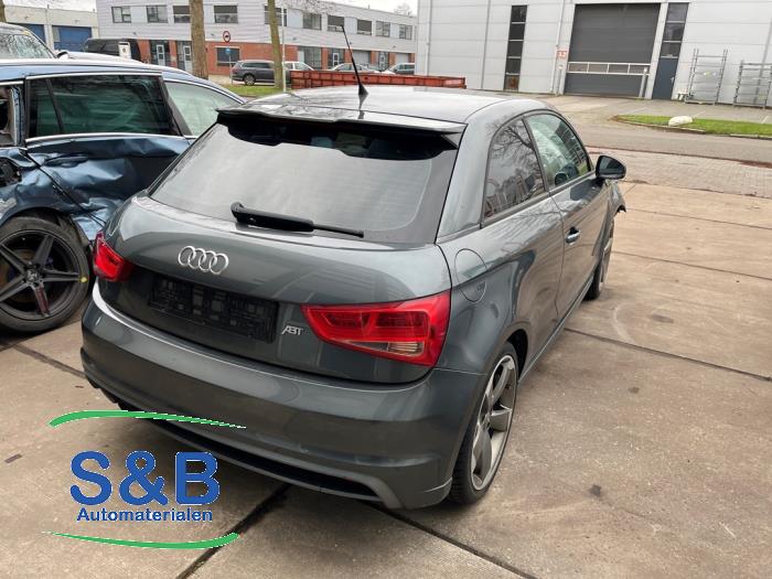 Audi A1 1.2 TFSI Sloopvoertuig (2011, Metallic, Grijs, Groen)