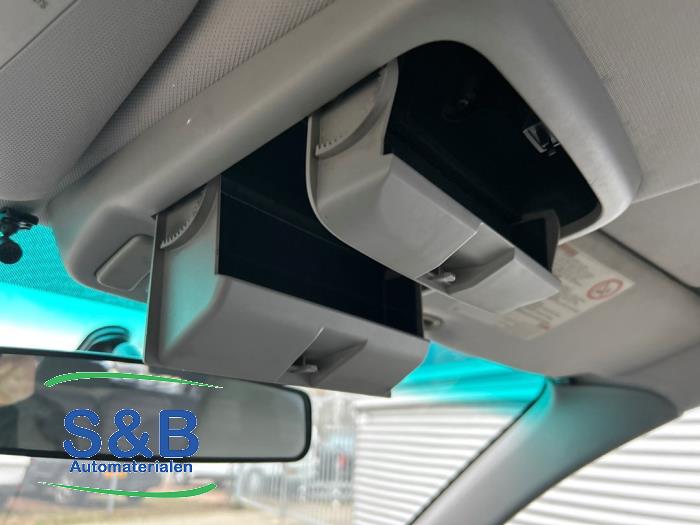 Subaru Forester 2.0 16V X Sloopvoertuig (2002, Rood, Grijs)