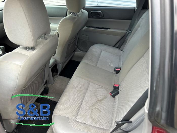 Subaru Forester 2.0 16V X Sloopvoertuig (2002, Rood, Grijs)