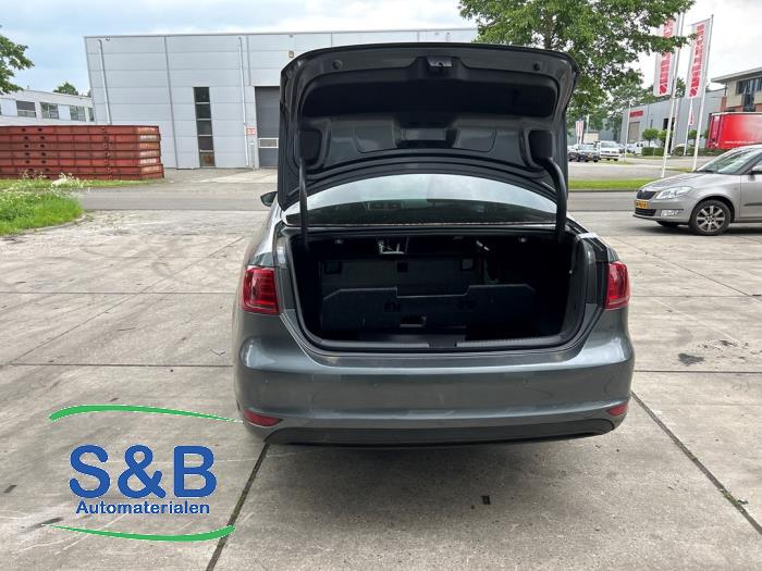 Volkswagen Jetta IV 1.4 TSI Hybrid 16V Sloopvoertuig (2013, Grijs)